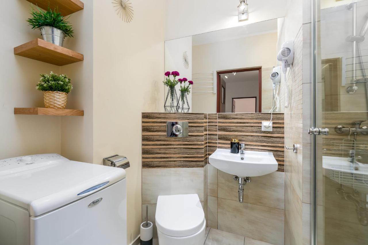 Sleepway Apartments - Garbary 95-75D Poznań Extérieur photo